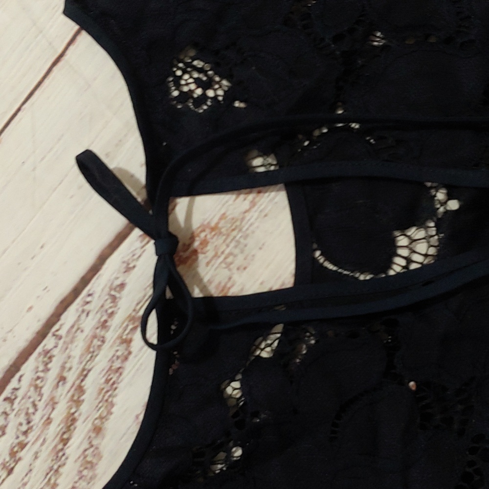 LOFT BLACK LACE DRESS‎ - Picture 8 of 8